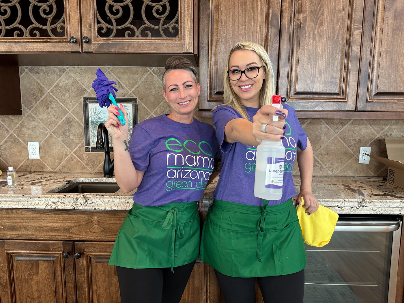 Eco Mama cleaners with Lavender Mint Bliss ready to clean a kitchen