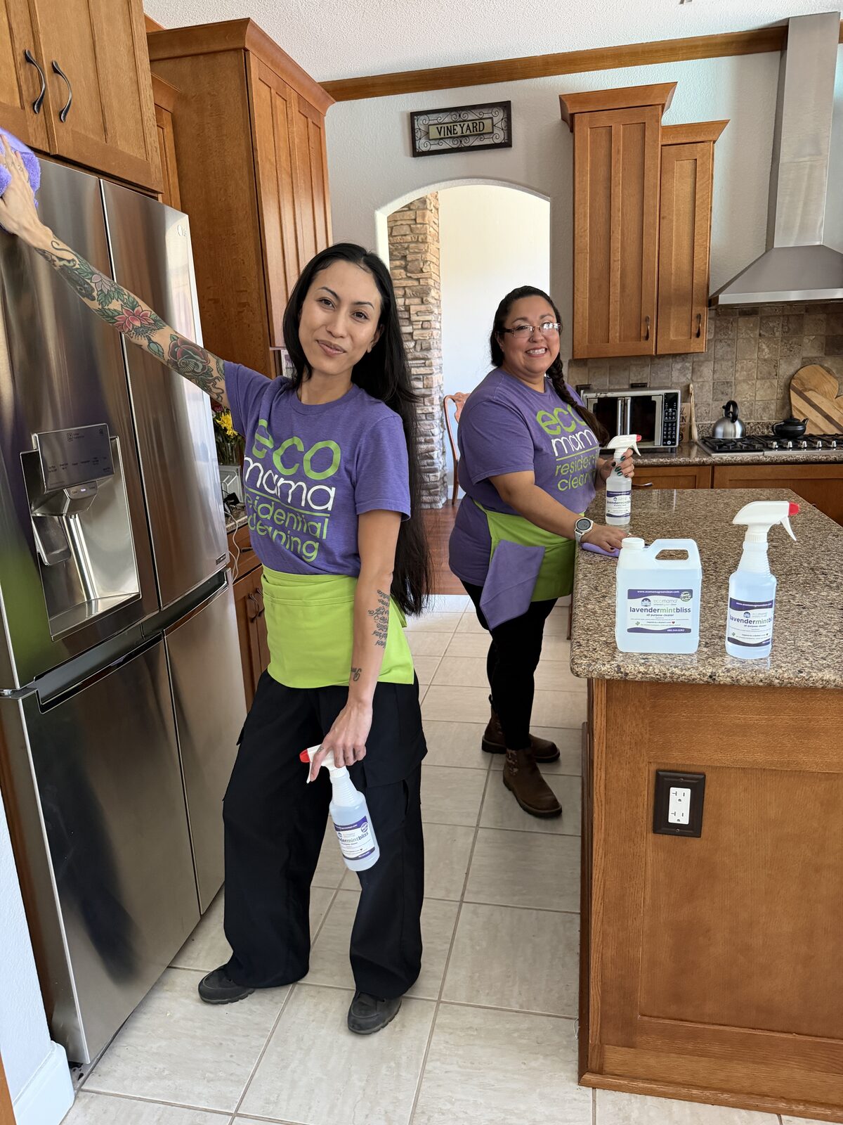 Eco Mama cleaner wiping kitchen counters in a Fountain Hills home