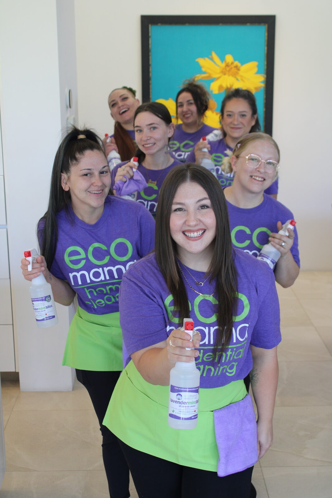 Empty Scottsdale home cleaned top to bottom by Eco Mama for move-out